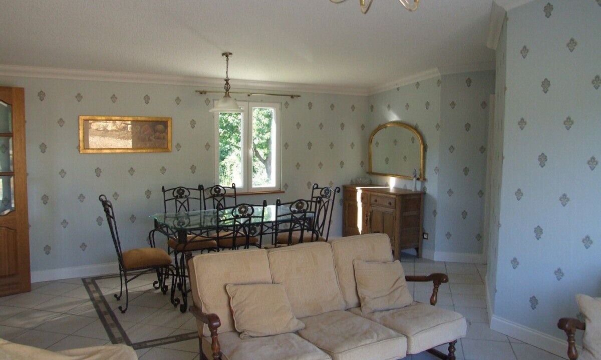 Photo of Livingroom in Cravans