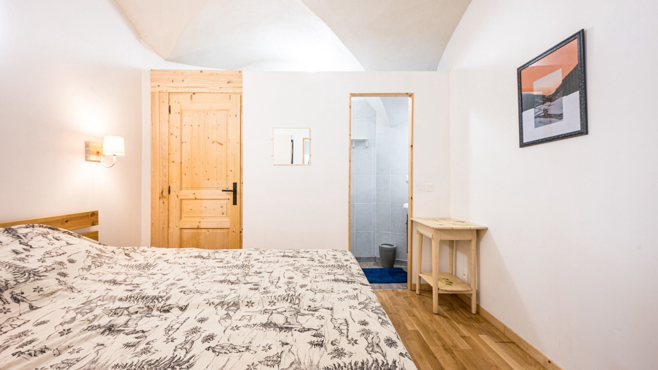 Photo of Bedroom in Saint-Colomban-des-Villards