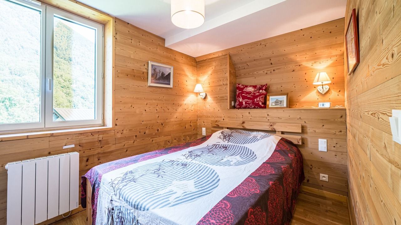 Photo of Bedroom in Saint-Colomban-des-Villards