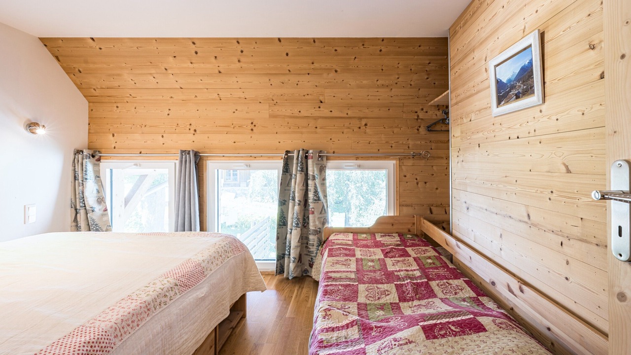 Photo of Bedroom in Saint-Colomban-des-Villards