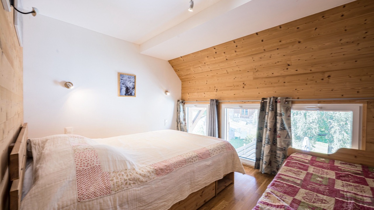 Photo of Bedroom in Saint-Colomban-des-Villards