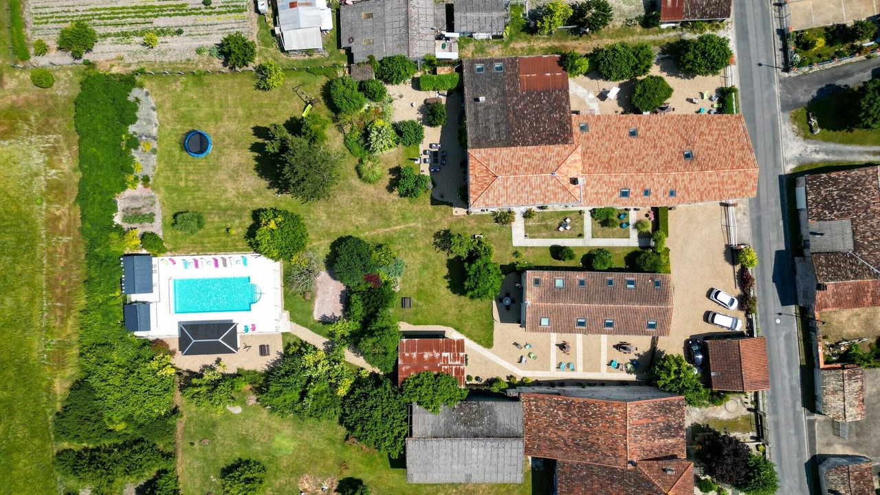 Photo of Outdoor in Saint-Seurin-de-Palenne