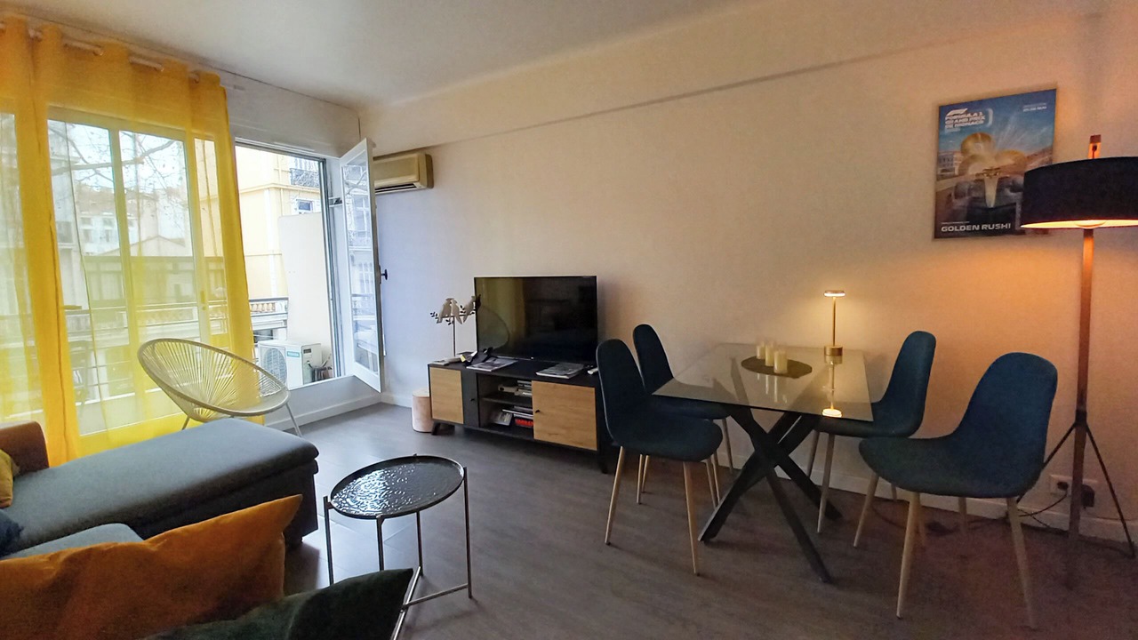 Photo of Livingroom in Carnot
