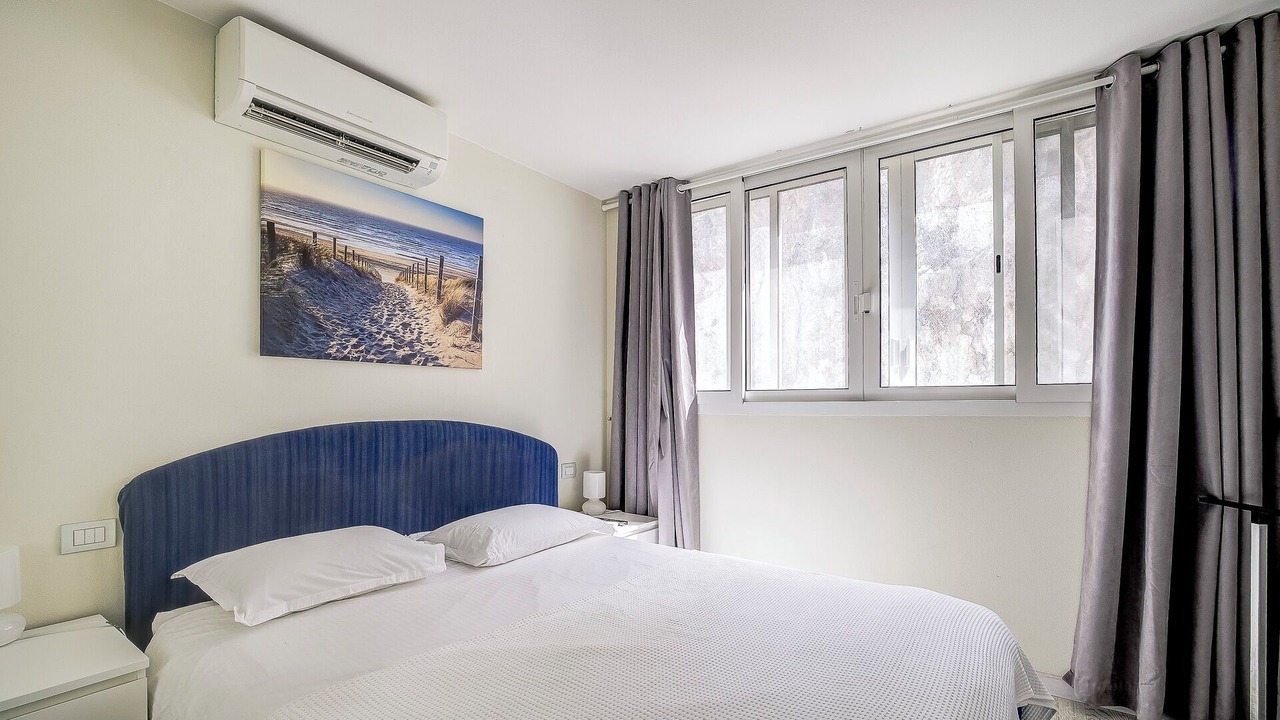 Photo of Bedroom in Cap-Ferrat