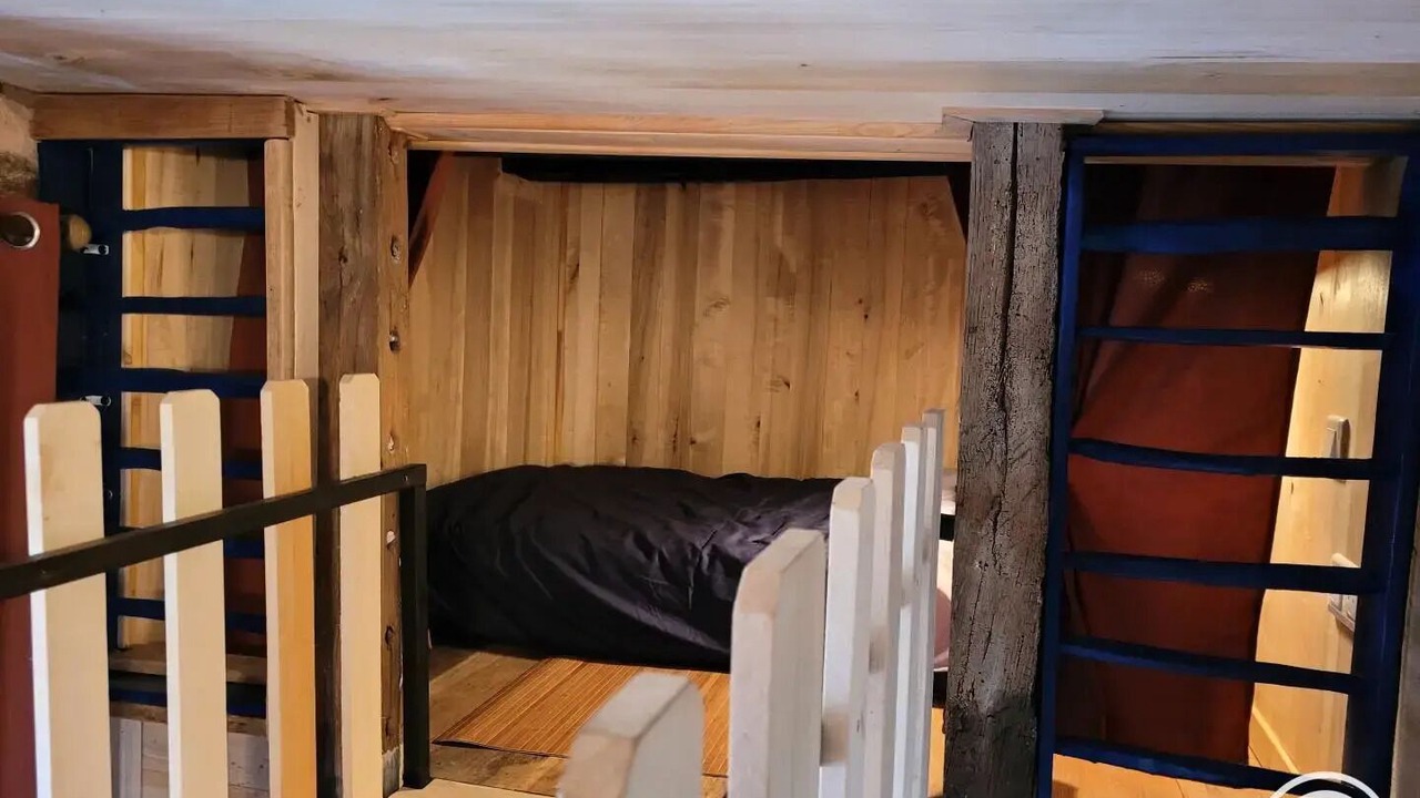 Photo of Bedroom in Altillac