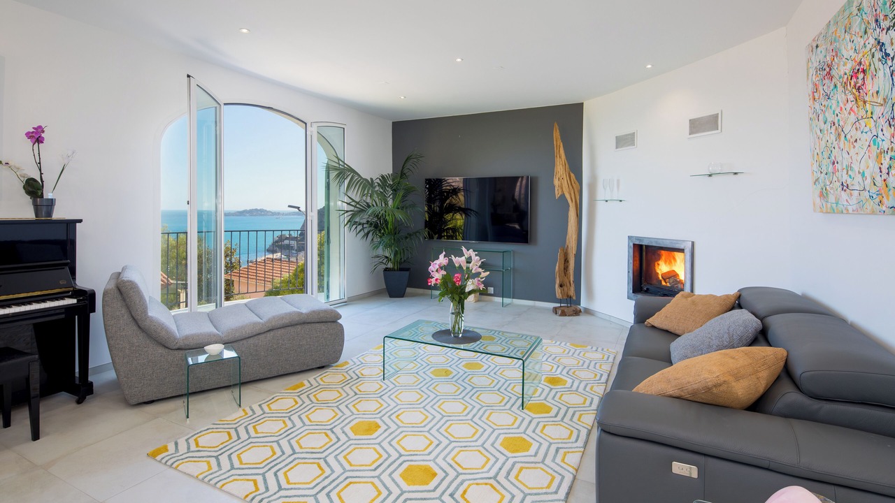 Photo of Livingroom in Eze