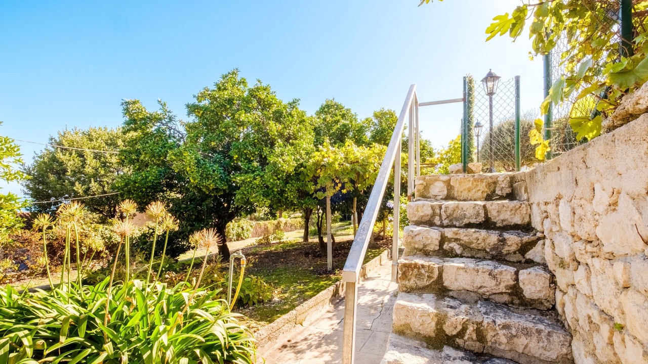 Photo of Outdoor in Beausoleil