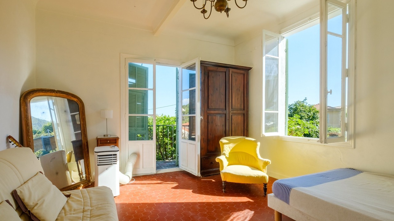 Photo of Bedroom in Beausoleil