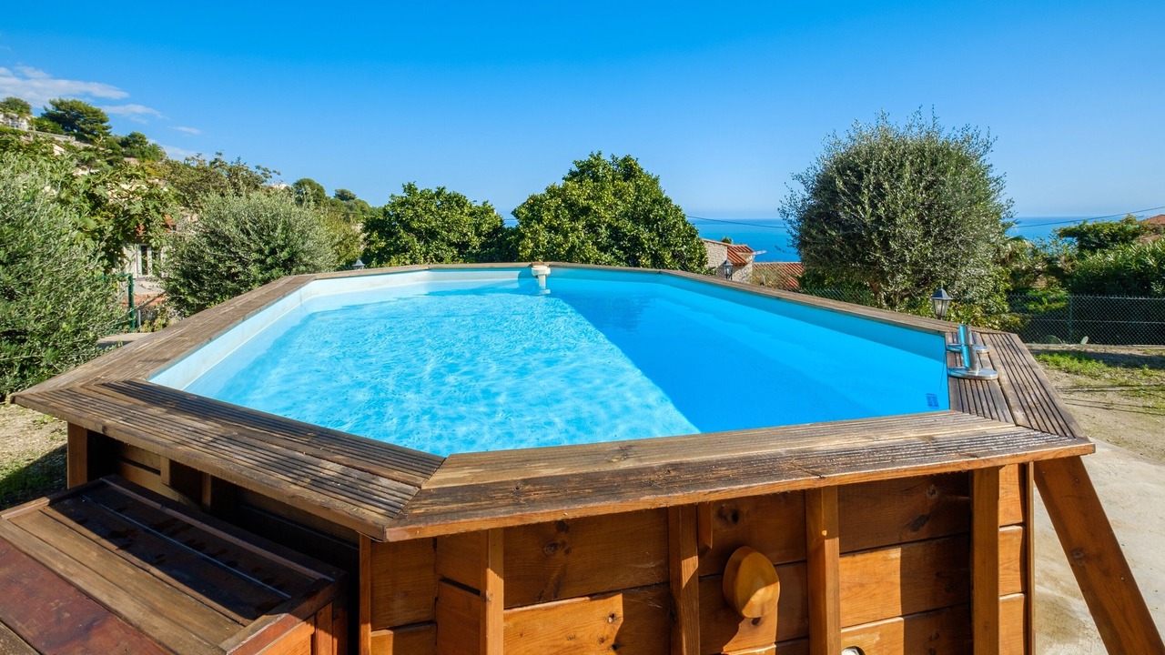 Photo of Outdoor in Beausoleil