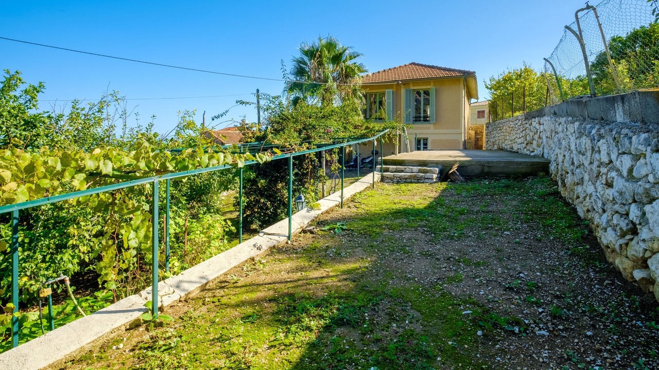 Photo of Outdoor in Beausoleil