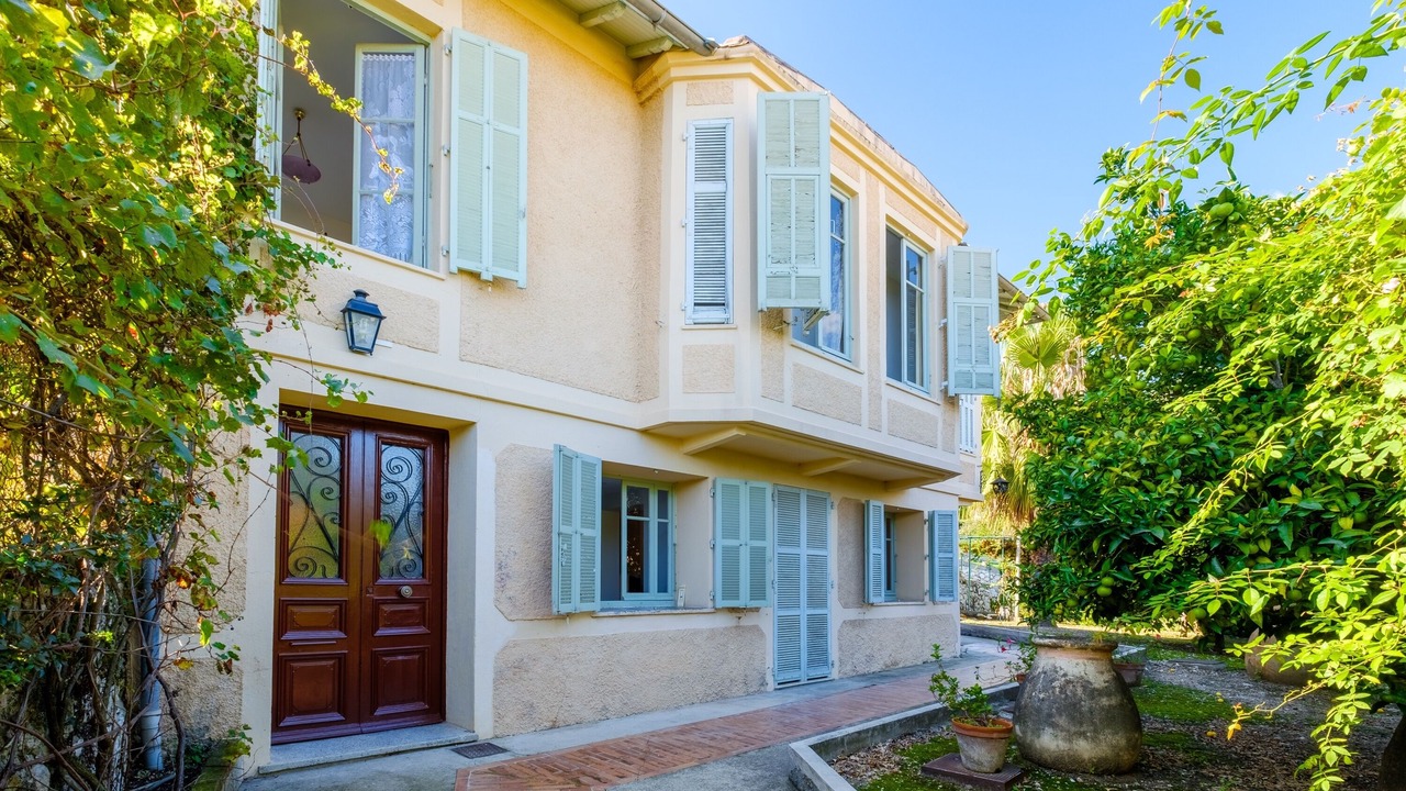 Photo of Outdoor in Beausoleil
