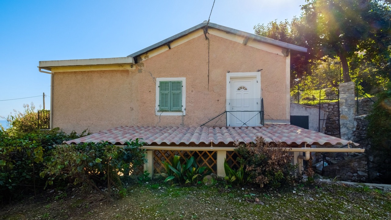 Photo of Outdoor in Beausoleil