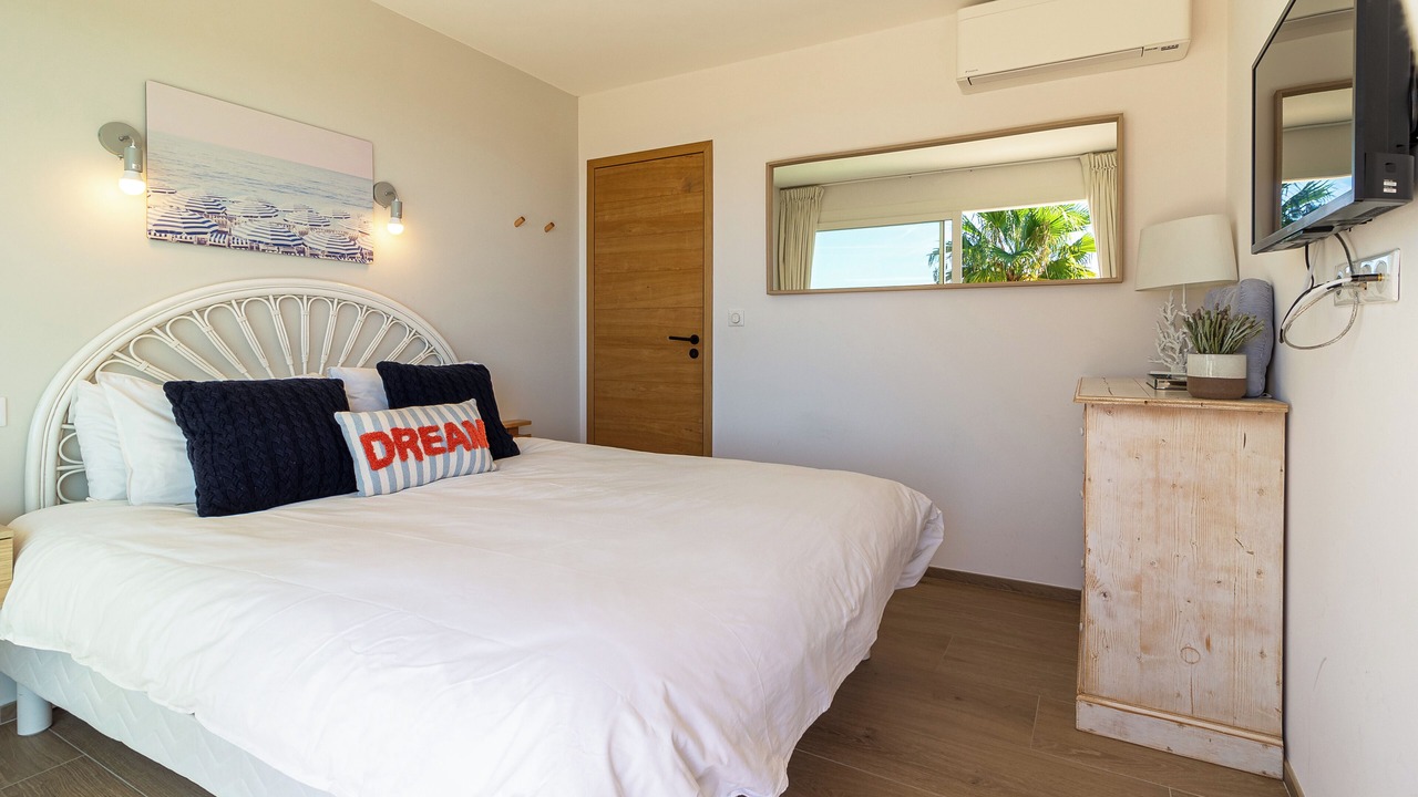 Photo of Bedroom in La Croix-Valmer