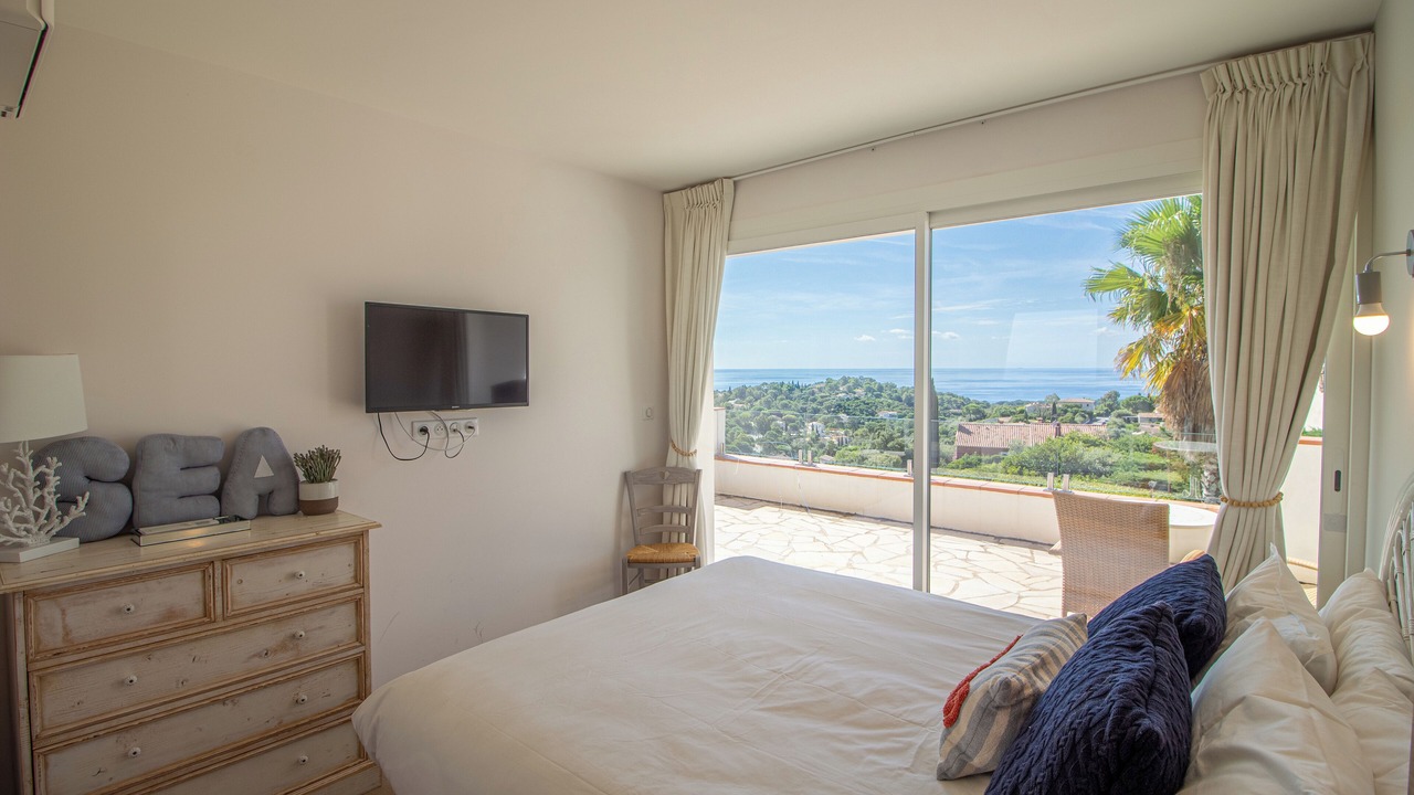 Photo of Bedroom in La Croix-Valmer