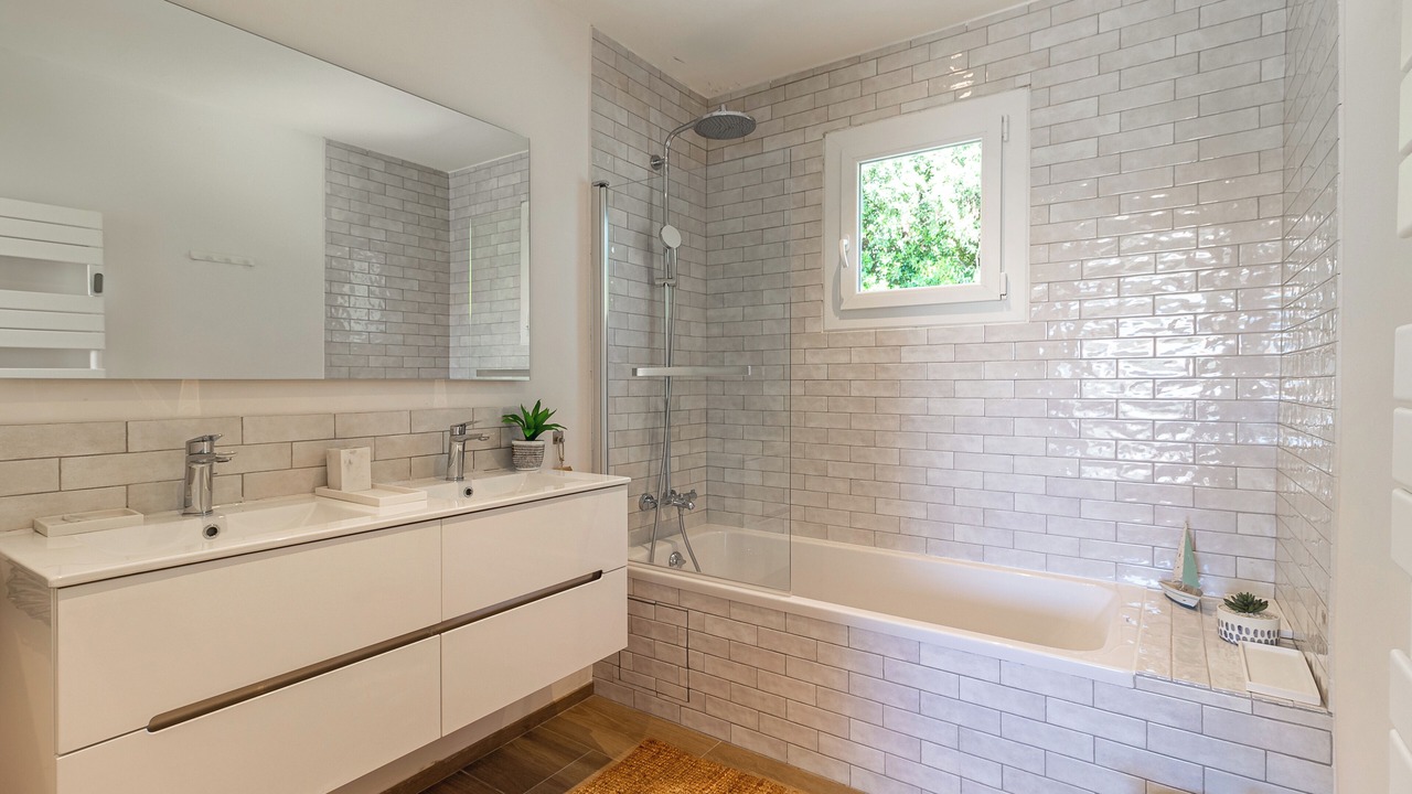 Photo of Bathroom in La Croix-Valmer