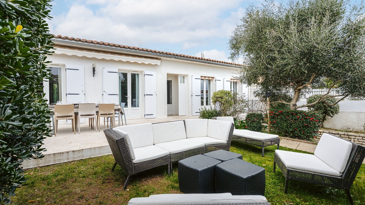 Photo of Patio Balcony in Le Bois-Plage-en-Re