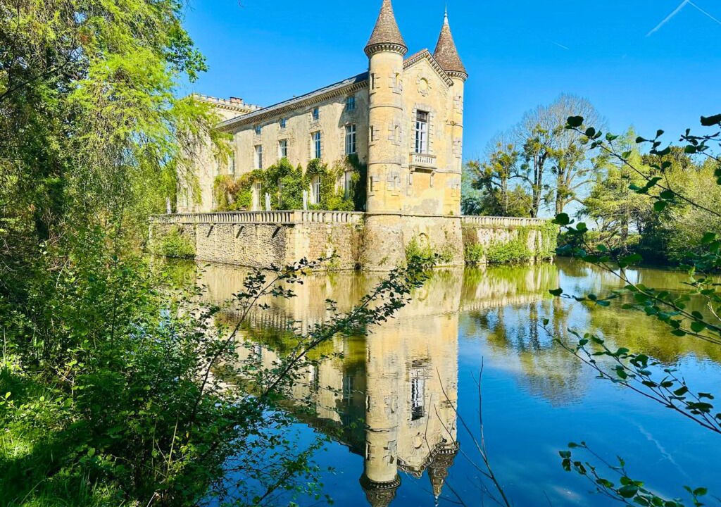 Photo of Outdoor in Saint-Sulpice-et-Cameyrac