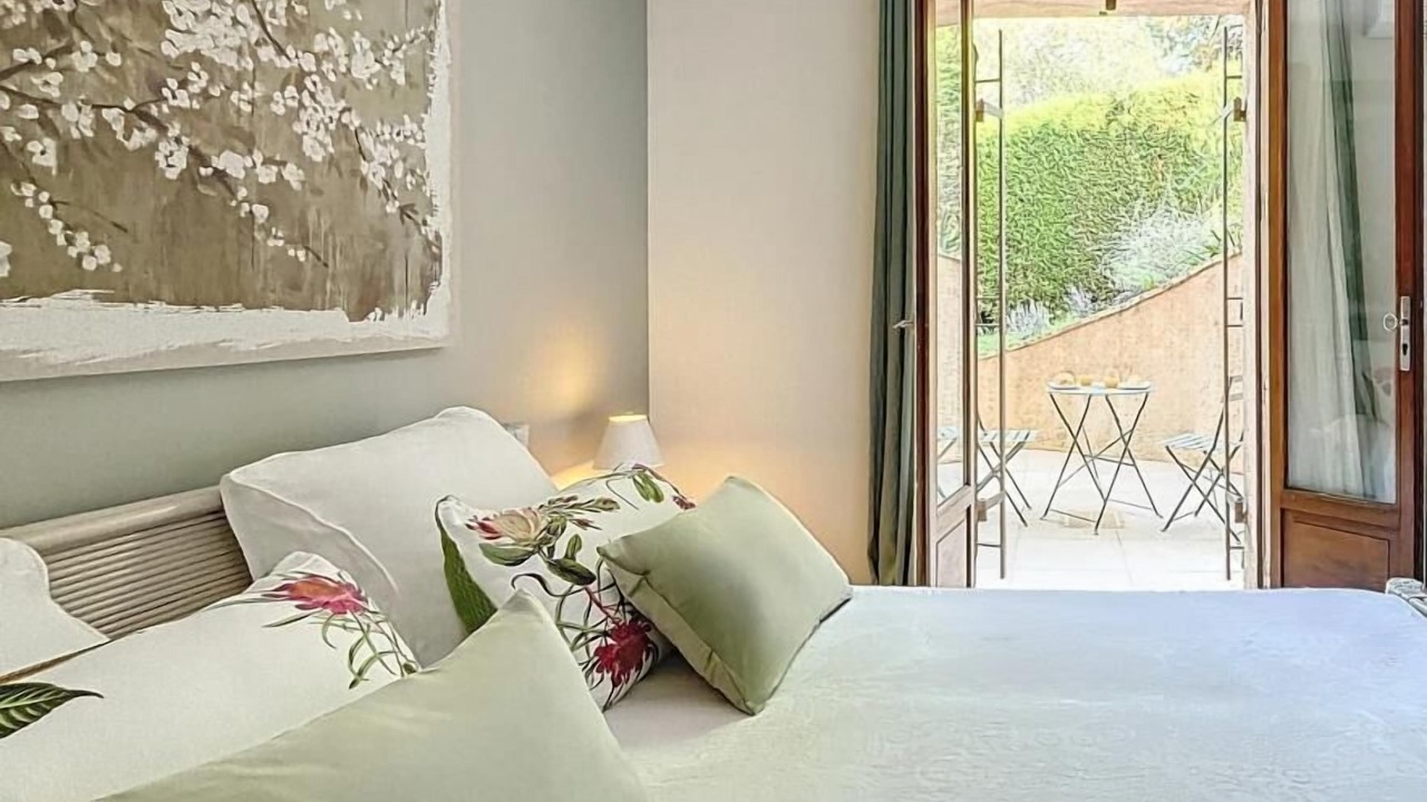 Photo of Bedroom in Chateauneuf-Grasse