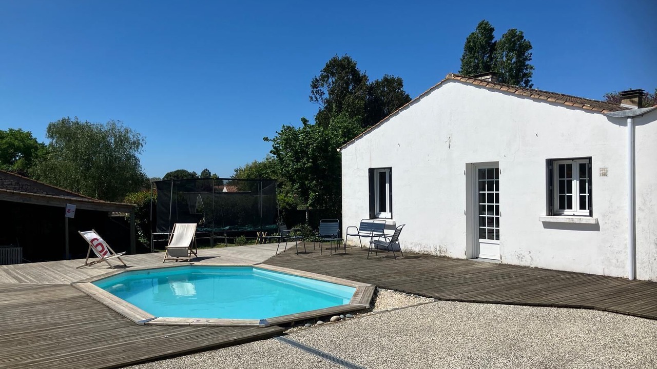 Photo of Outdoor in St Benoist-sur-Mer