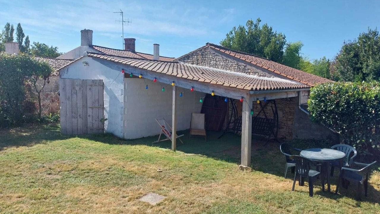 Photo of Outdoor in St Benoist-sur-Mer