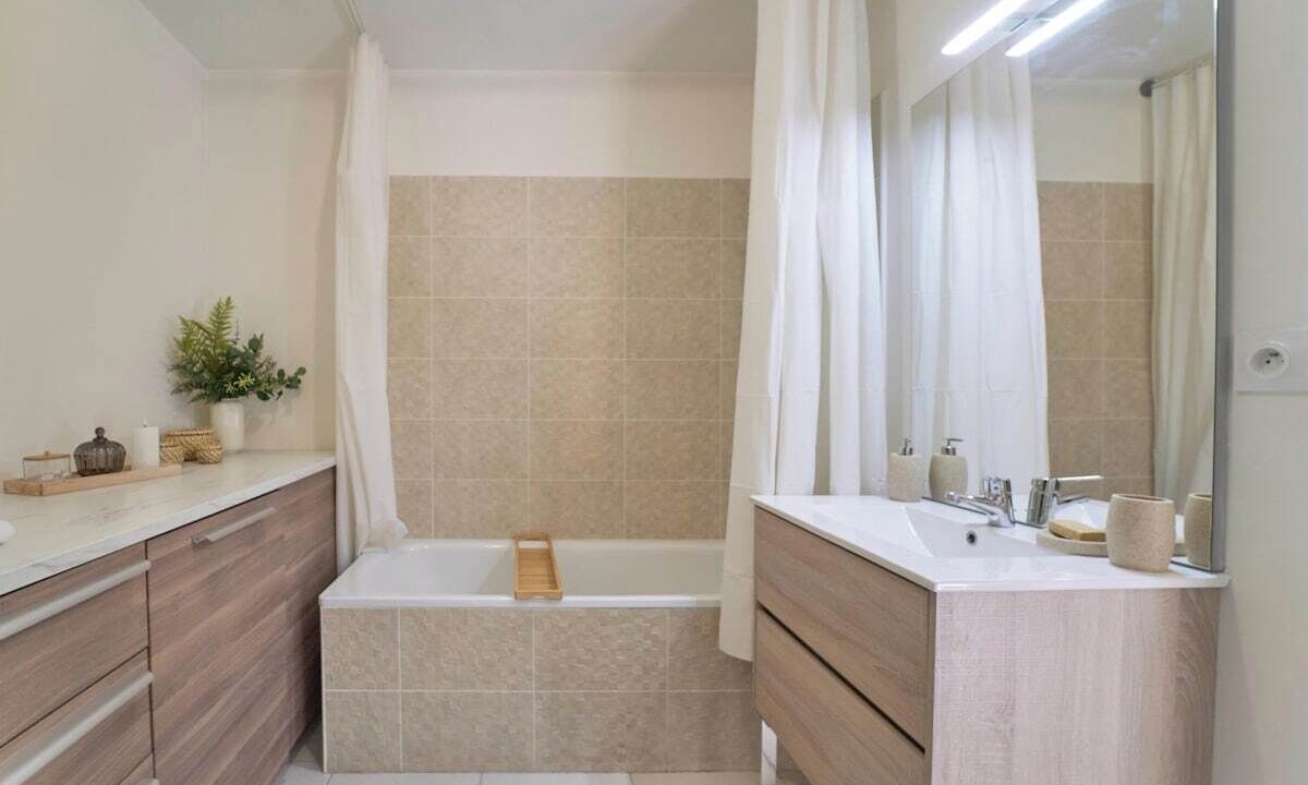 Photo of Bathroom in Le Mourillon
