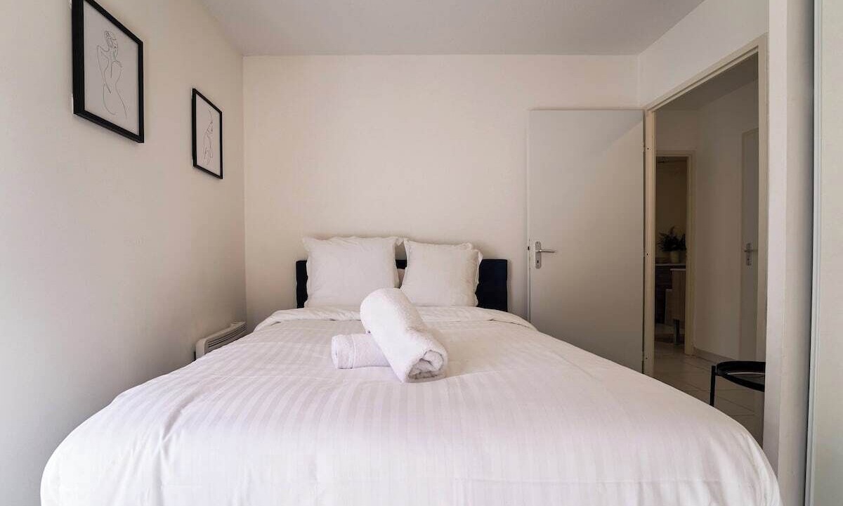 Photo of Bedroom in Le Mourillon