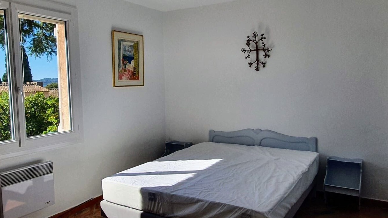 Photo of Bedroom in Sainte-Maxime