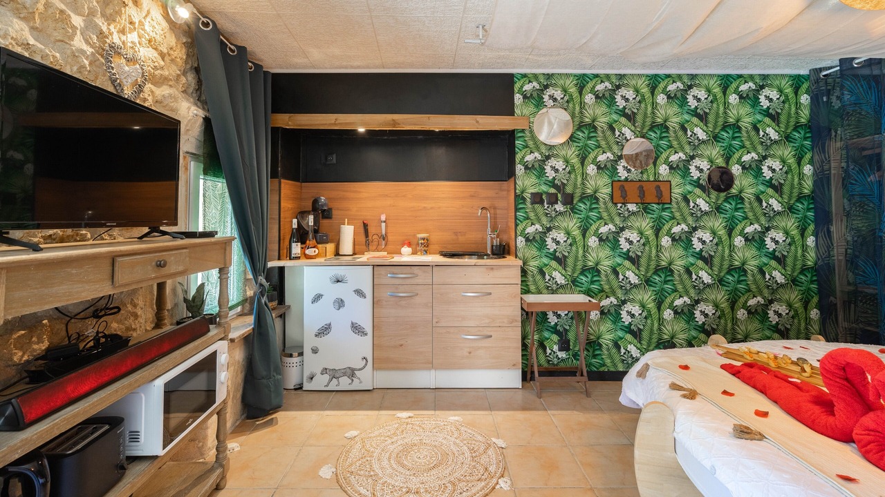 Photo of Bedroom in Saint-Genis-de-Saintonge
