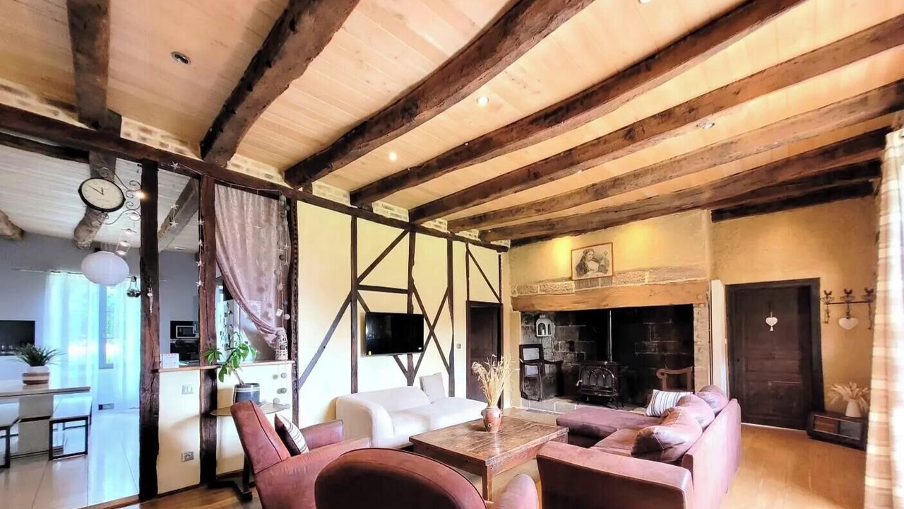 Photo of Livingroom in Queyssac-les-Vignes