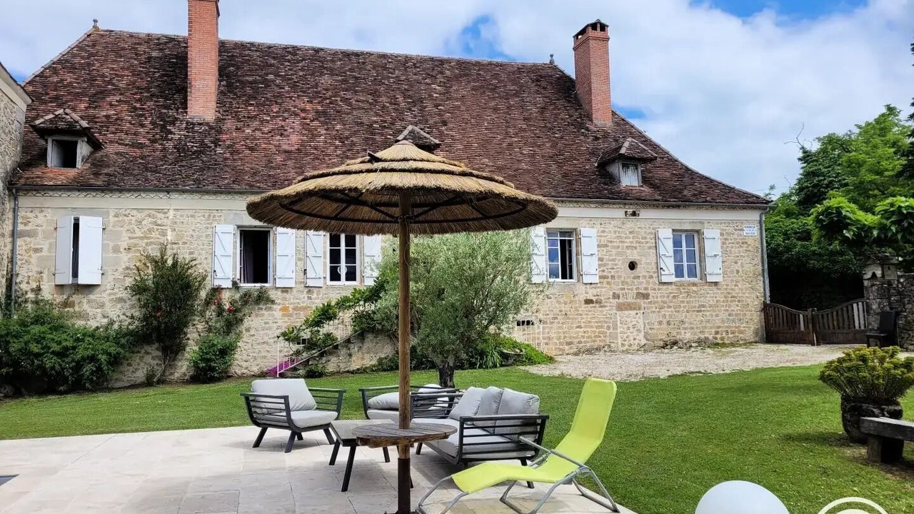 Photo of Patio Balcony in Queyssac-les-Vignes