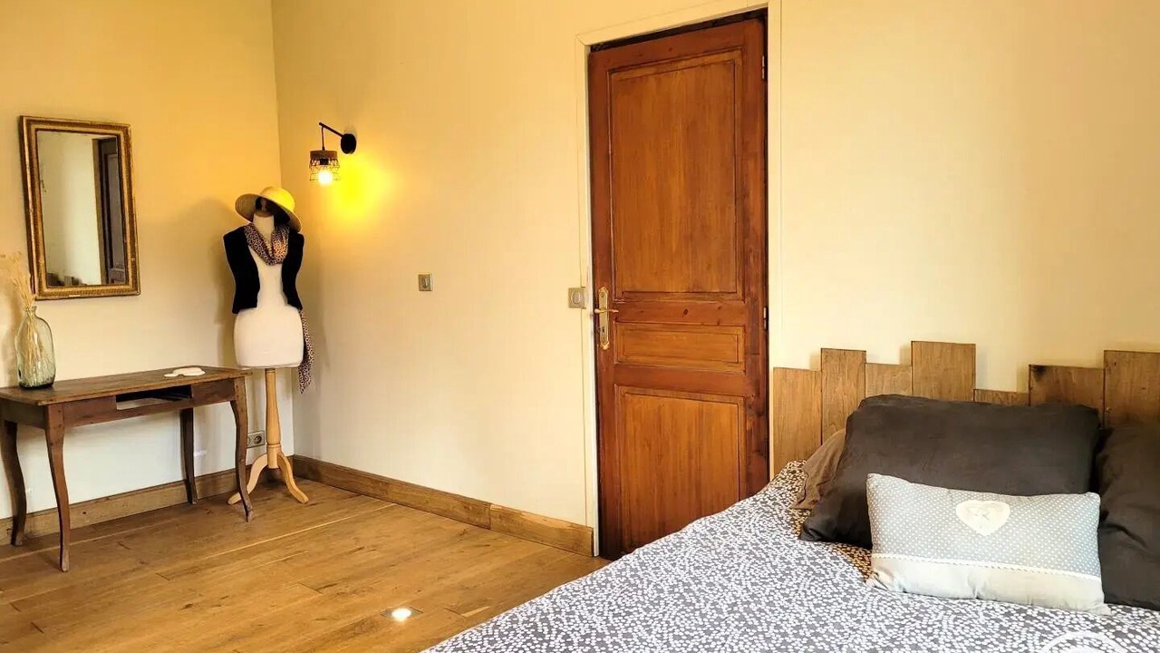 Photo of Bedroom in Queyssac-les-Vignes