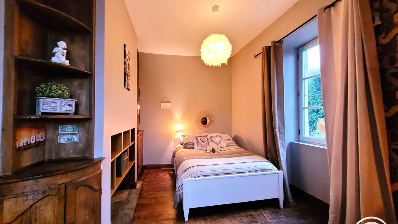 Photo of Bedroom in Queyssac-les-Vignes