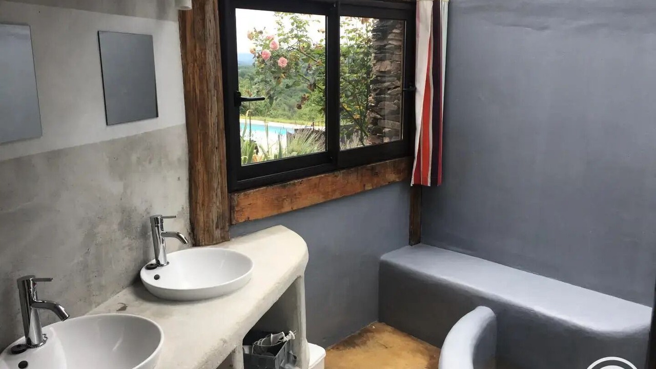 Photo of Bathroom in Altillac