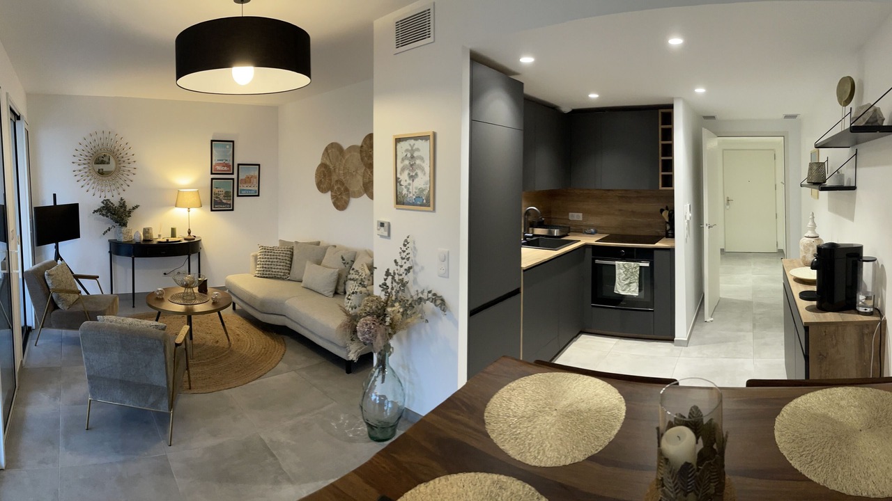 Photo of Livingroom in Eze