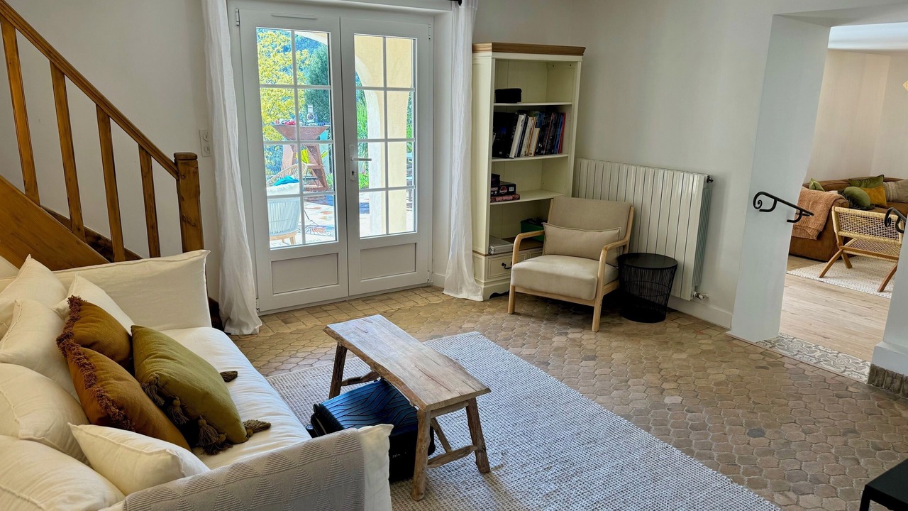 Photo of Livingroom in Auribeau-sur-Siagne