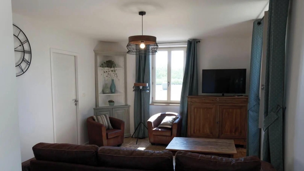 Photo of Livingroom in Queyssac-les-Vignes