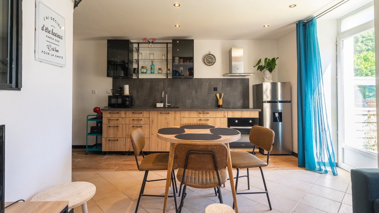Photo of Kitchen in Saint-Genis-de-Saintonge