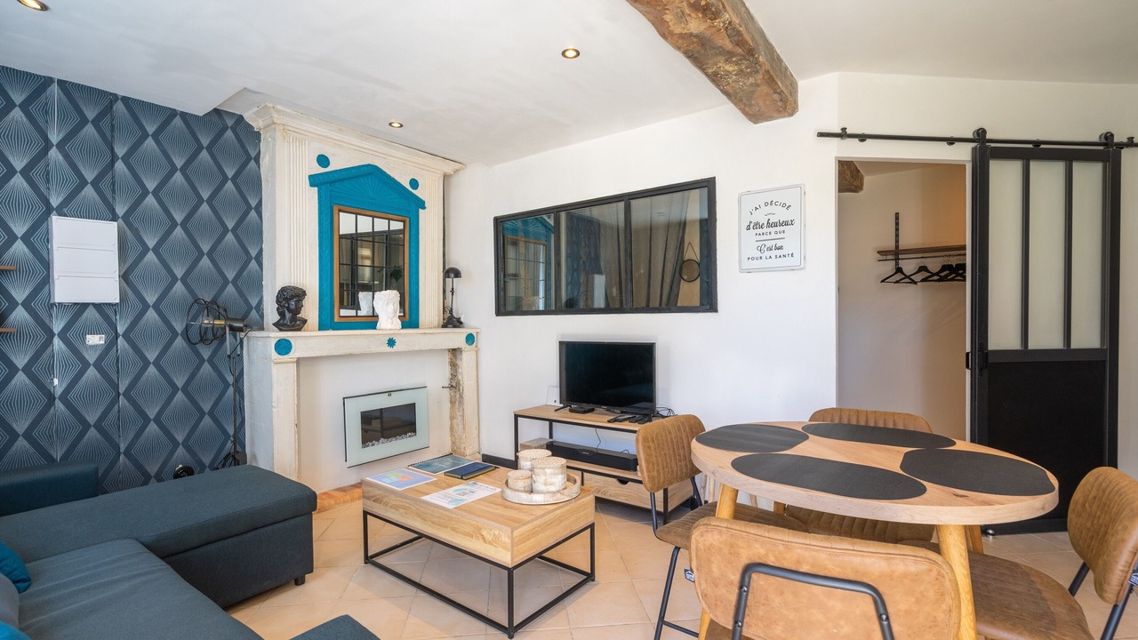 Photo of Livingroom in Saint-Genis-de-Saintonge