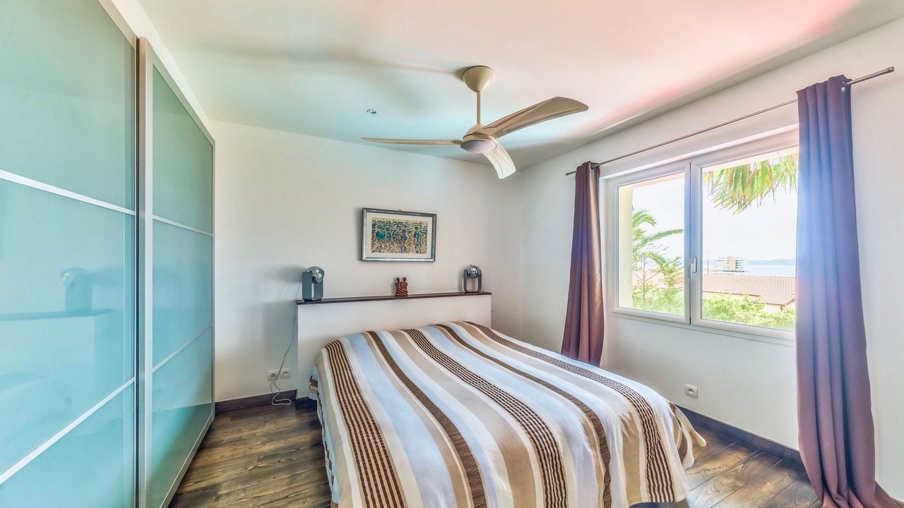 Photo of Bedroom in Sainte-Maxime City Centre