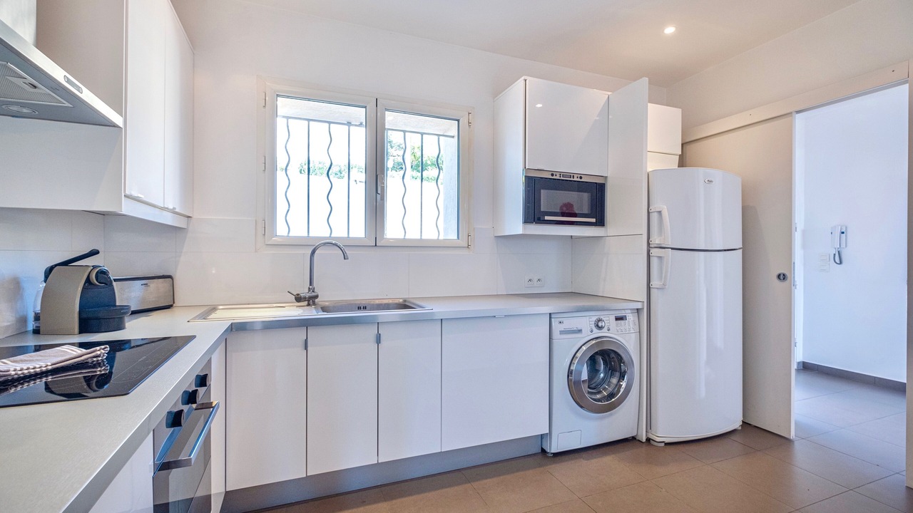 Photo of Kitchen in Sainte-Maxime City Centre