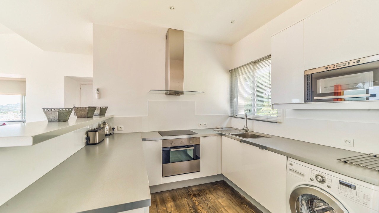 Photo of Kitchen in Sainte-Maxime City Centre
