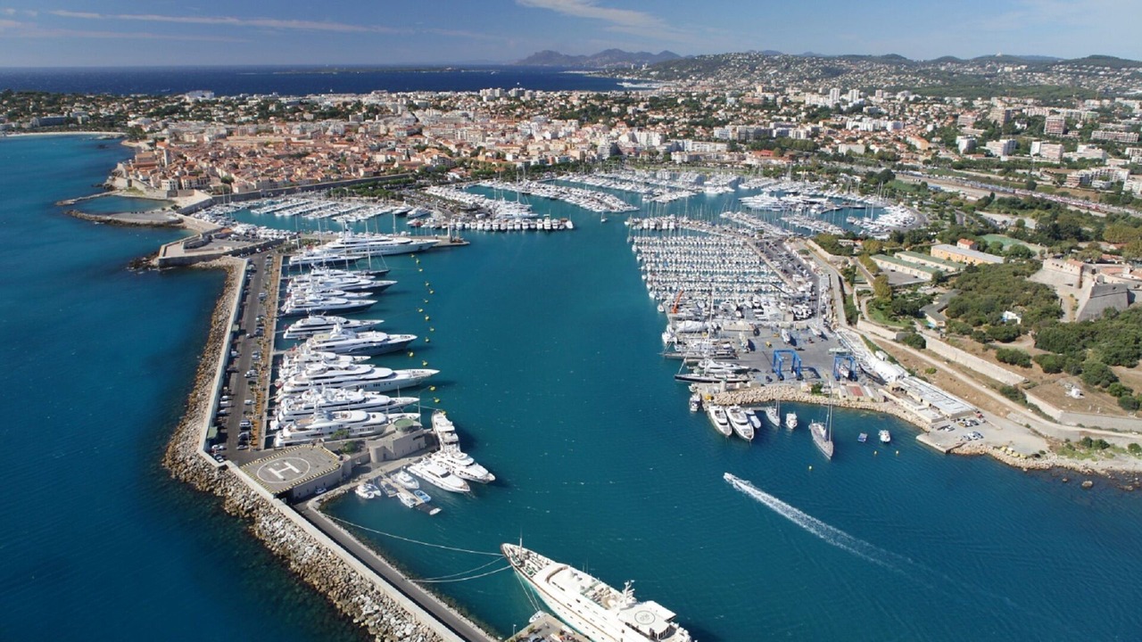 Photo of Others in Antibes