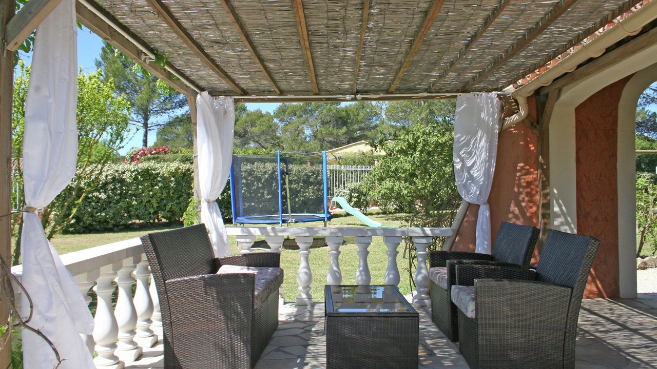Photo of Patio Balcony in Bagnols-en-Foret