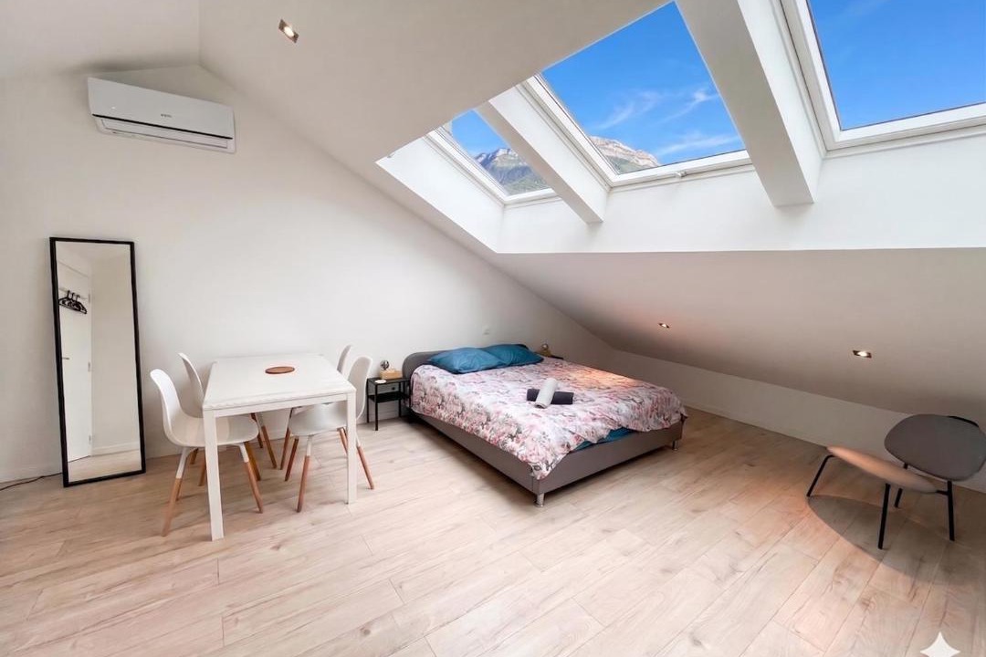 Photo of Bedroom in La Tronche