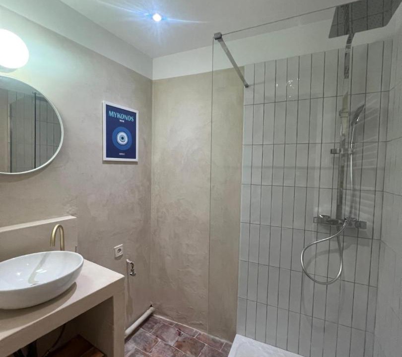 Photo of Bathroom in 6th Arrondissement