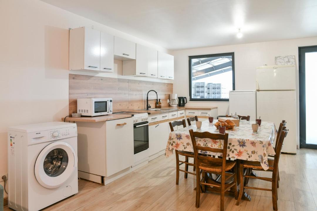 Photo of Kitchen in Saint-Pierre-d'Albigny