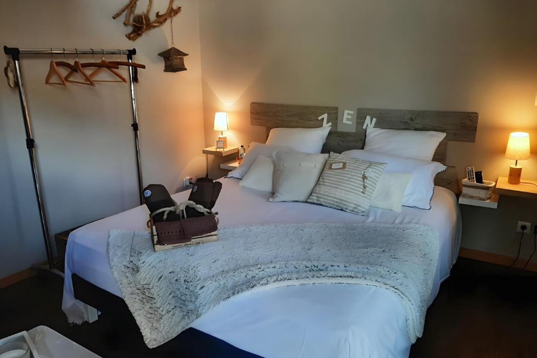 Photo of Bedroom in Le Nizan