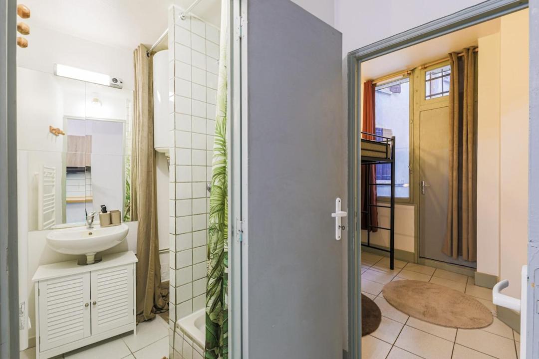 Photo of Bathroom in La Tronche
