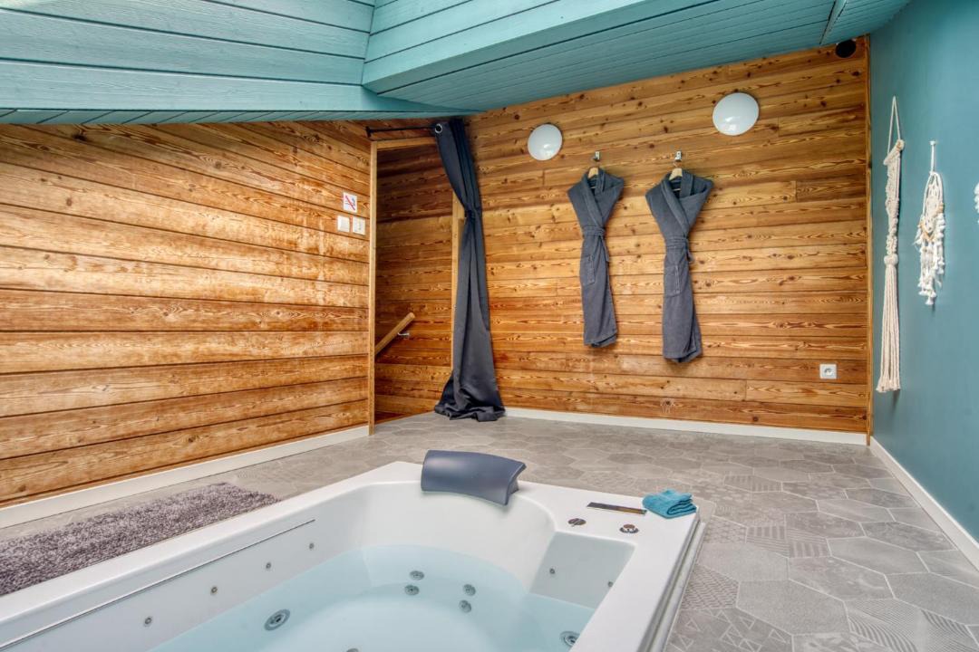 Photo of Bathroom in Saint-Martial-sur-Ne