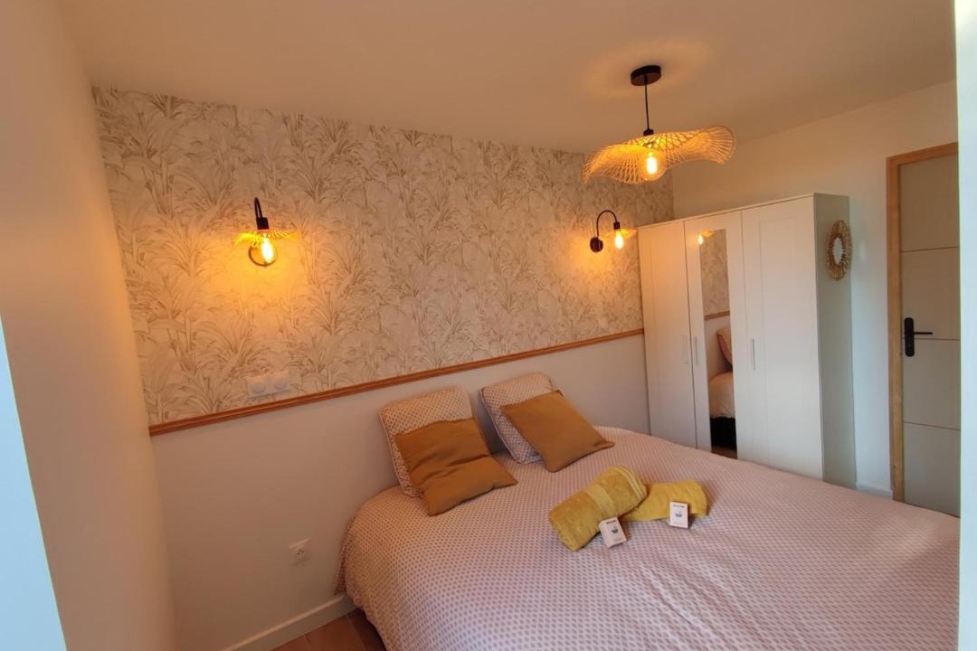 Photo of Bedroom in Saint-Palais-de-Negrignac